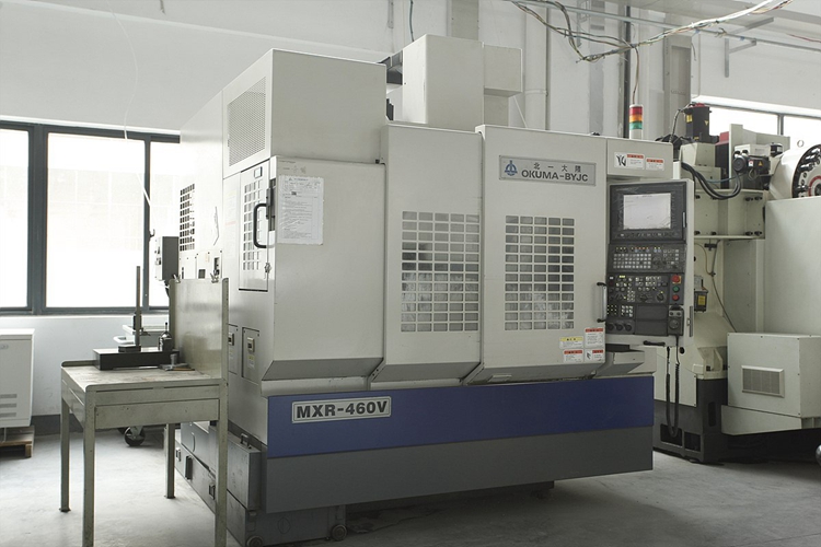 日本北一大偎四轴加工中心 OKUMA-BYJC Four-axis Machining Center MXR-460V-2